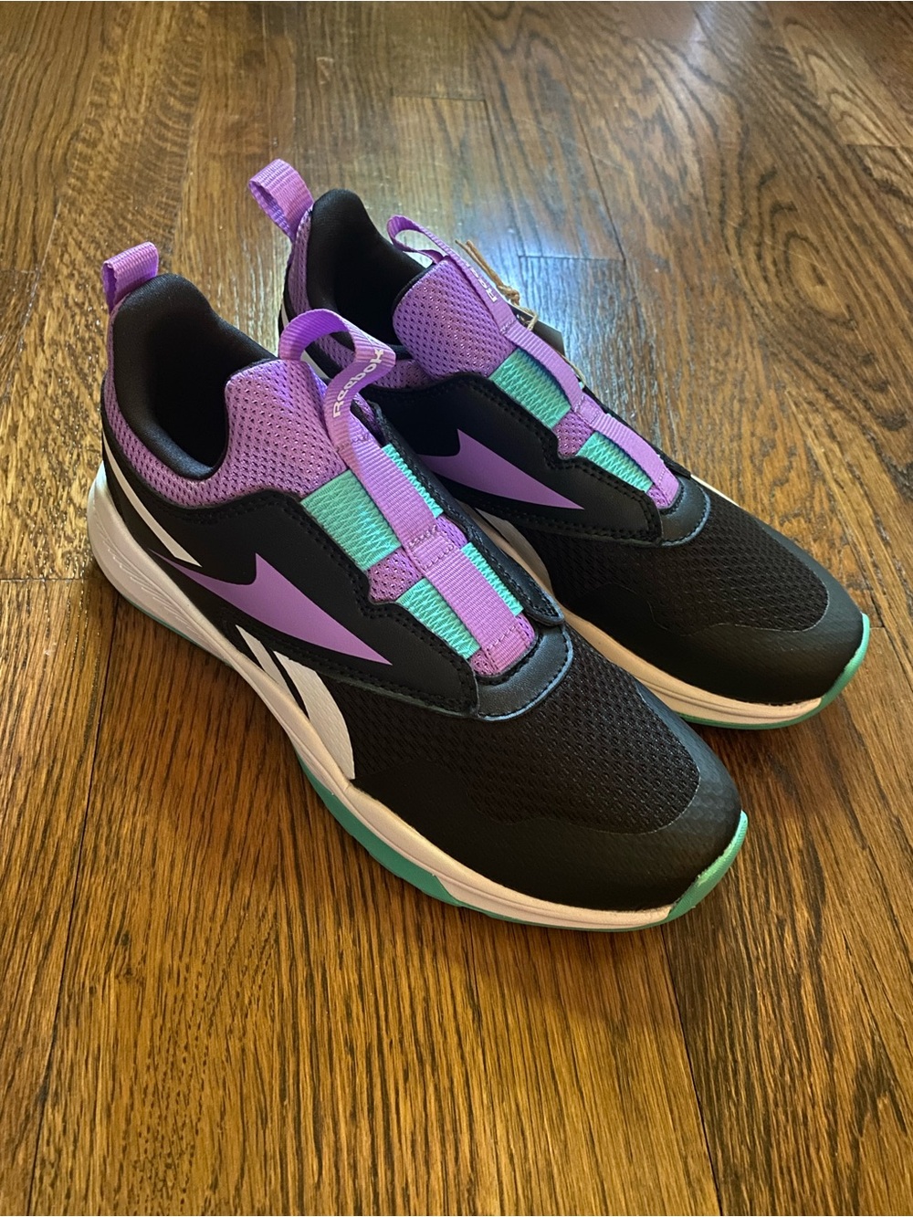 Girls NEW Reebok XT Sprinter Slip Running Tennis Shoes Size 3 Kids Sneakers